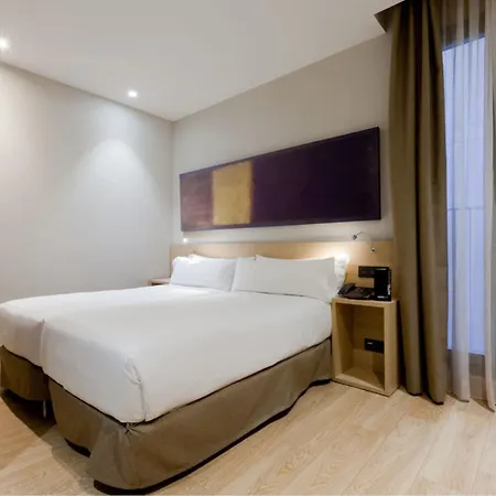 Ambit Hotel 4*