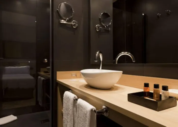 Ambit Hotell 4*