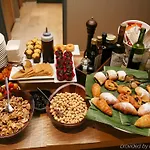 Hotel àmbit 4*