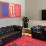 àmbit 4*